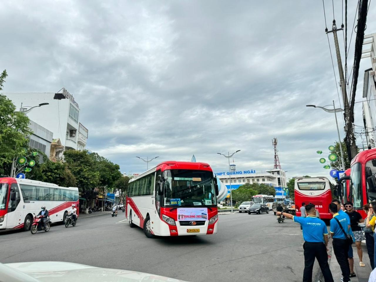 מלון Khach San Hung Vuong קוואנג נגאי מראה חיצוני תמונה